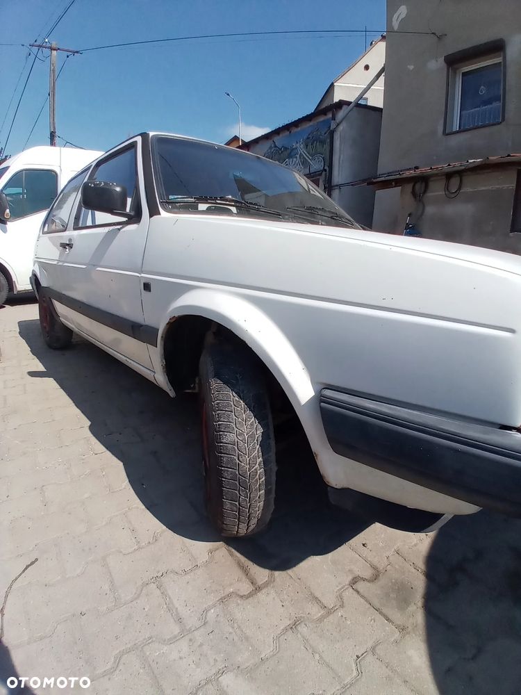 Volkswagen Golf 1.6 (C) D - 2