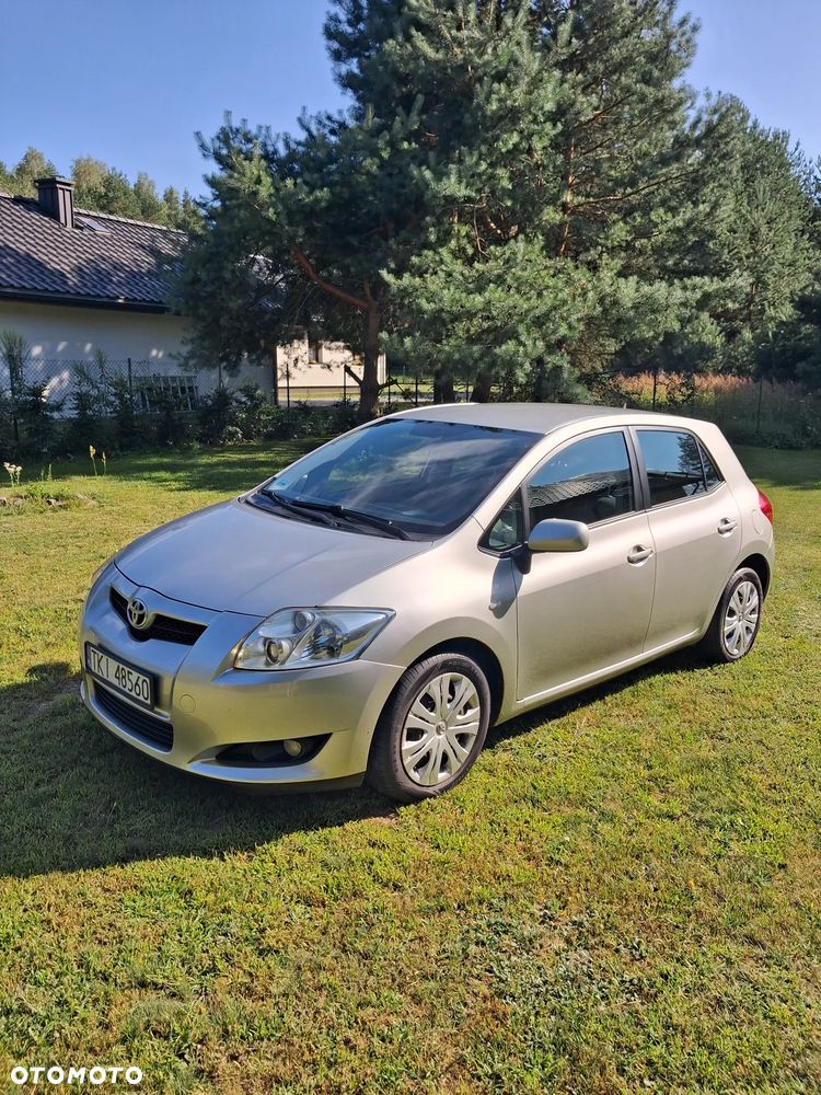 Toyota Auris 1.4 VVT-i Sol - 1