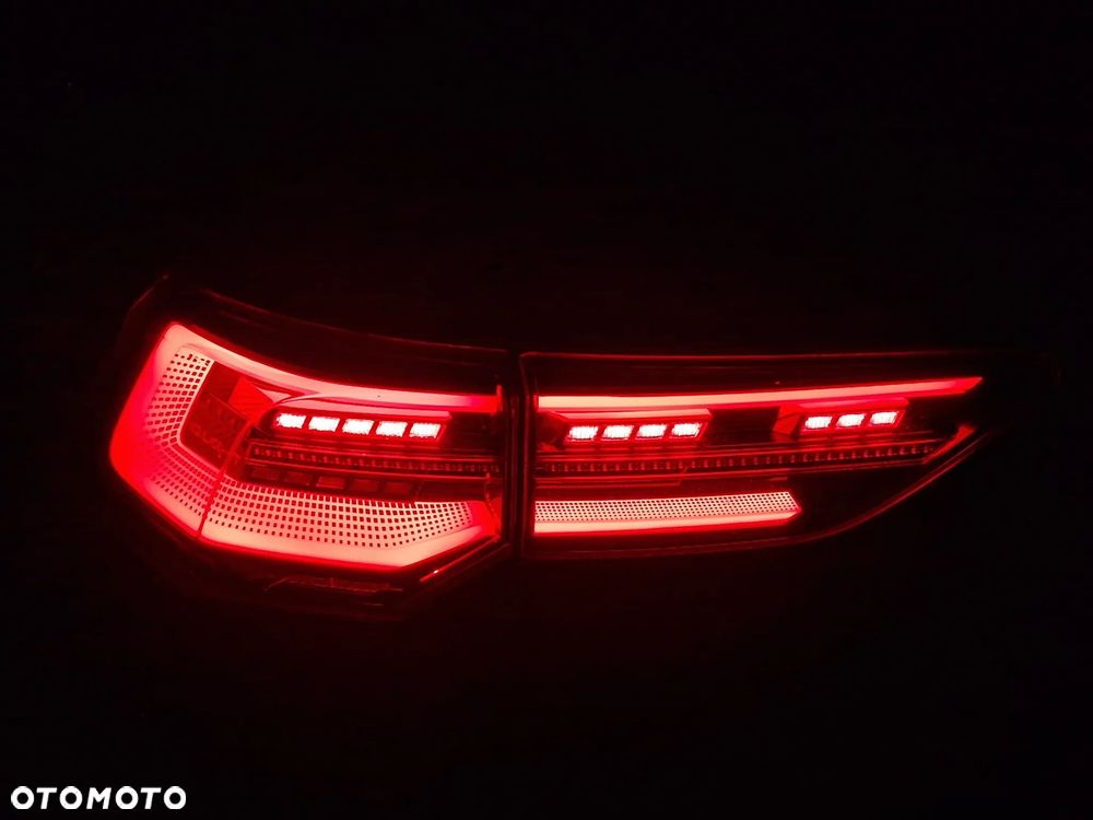 Volkswagen Golf 1.5 eTSI EVO R-Line DSG - 15