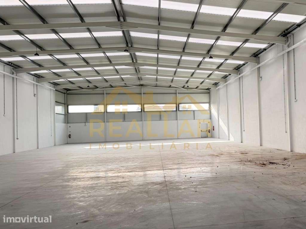 Pavilhão Industrial de 1.200 m² em Barcelos com escritório - Grande imagem: 5/19