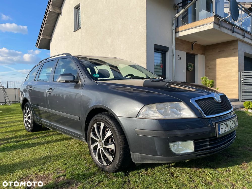 Skoda Octavia 1.8 TSI Ambiente - 2