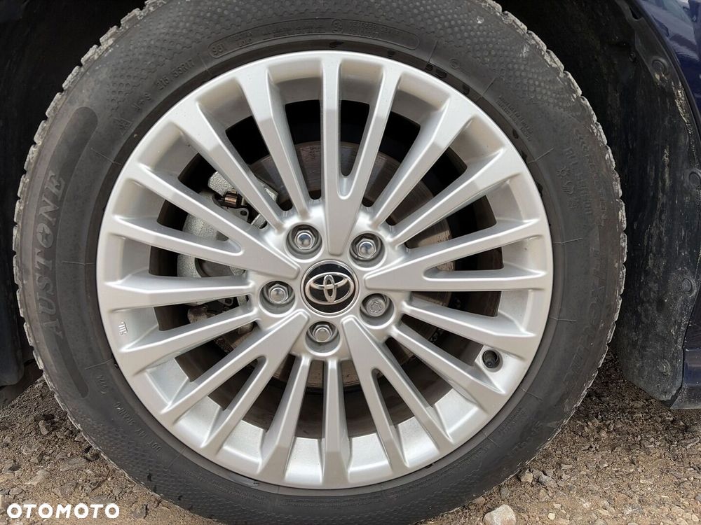 Toyota Camry 2025