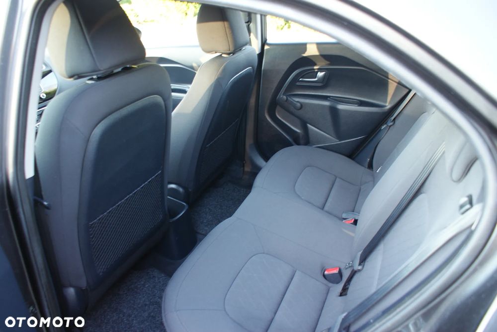 Kia Rio 1.4 Edition 7 - 5