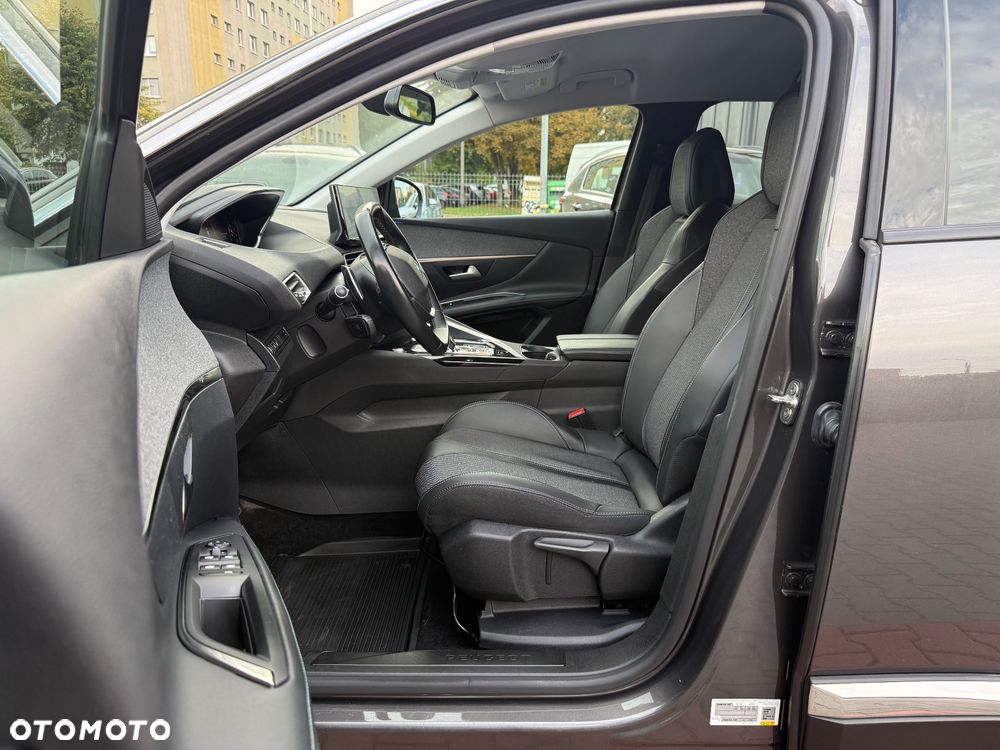 Peugeot 3008 1.5 BlueHDi Allure Pack S&S EAT8 - 22