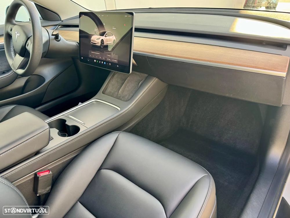 Tesla Model 3 Long-Range Dual Motor AWD - 11