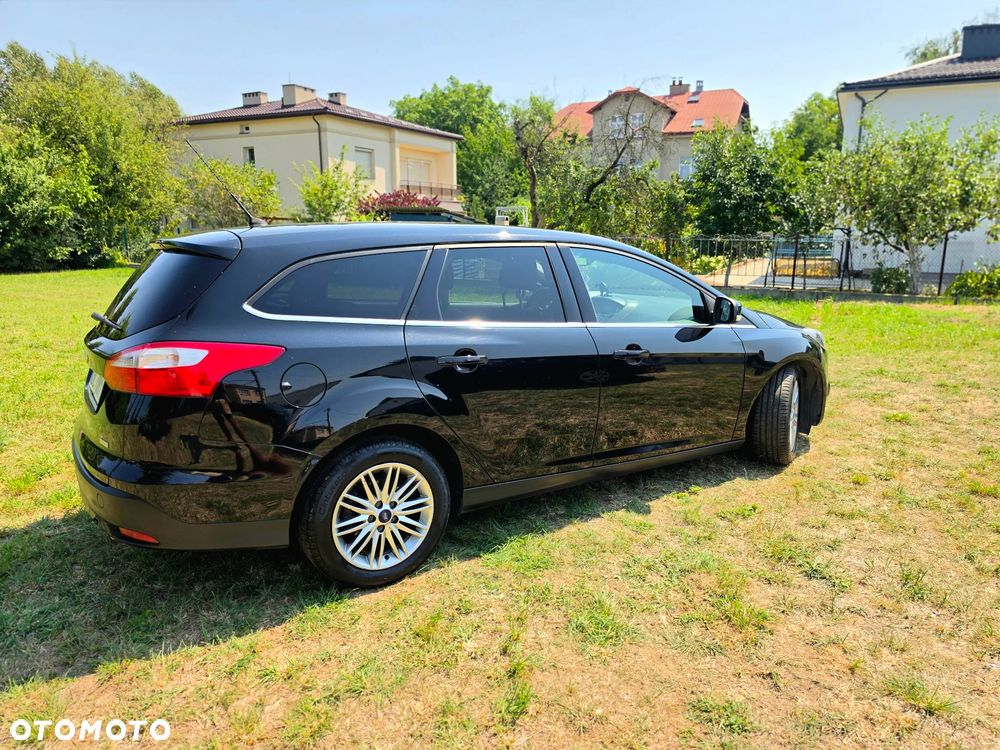 Ford Focus 1.6 EcoBoost Titanium - 26
