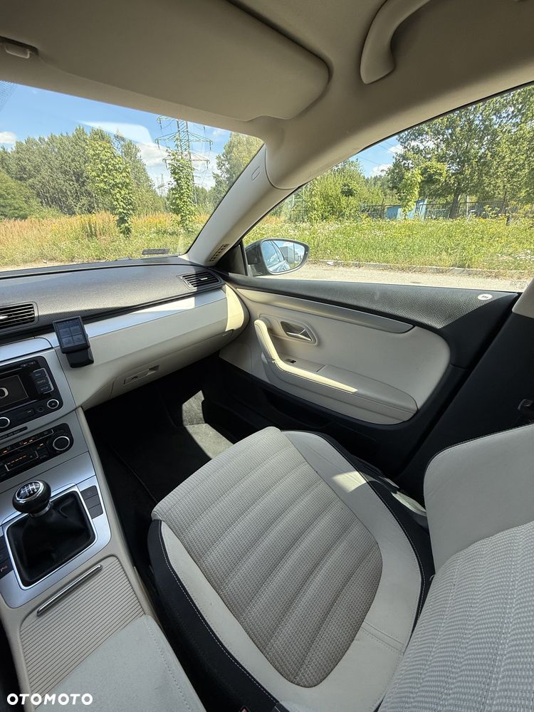 Volkswagen Passat CC 2.0 TDI DPF - 21