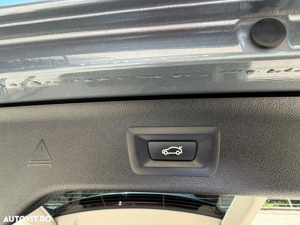 BMW Seria 5 530d xDrive AT - 23