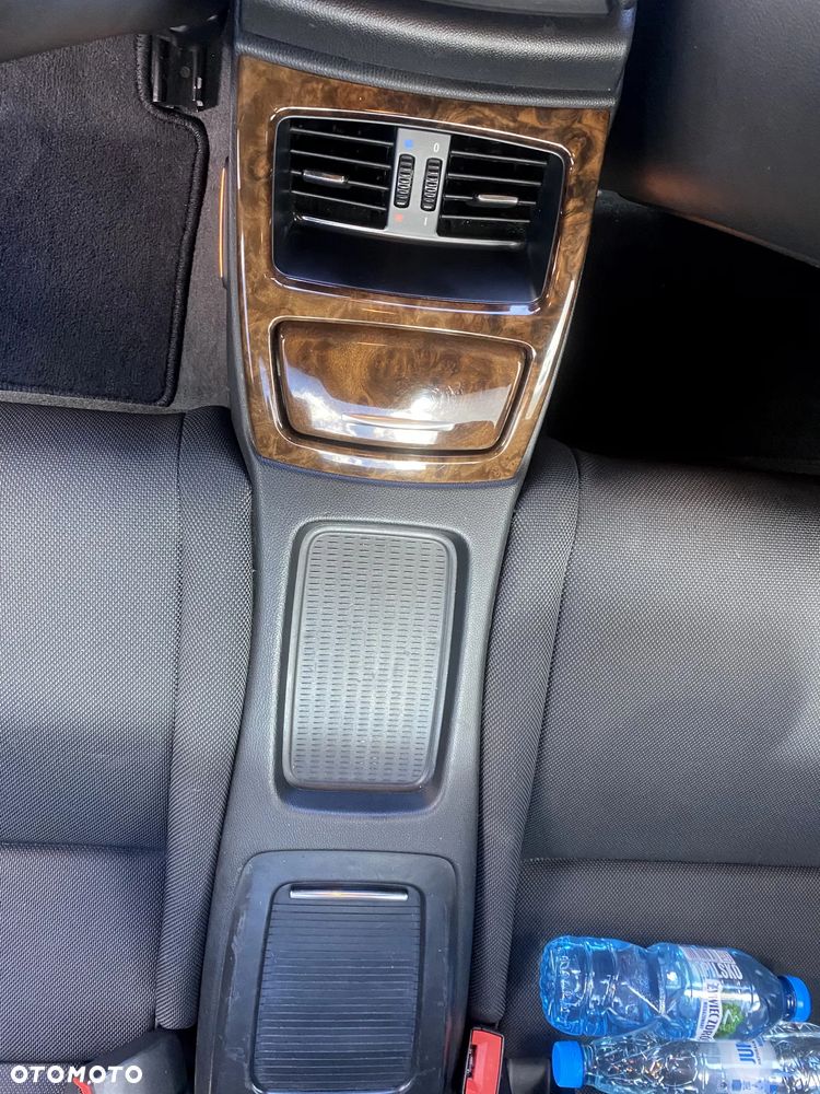 BMW Seria 3 325d DPF - 13