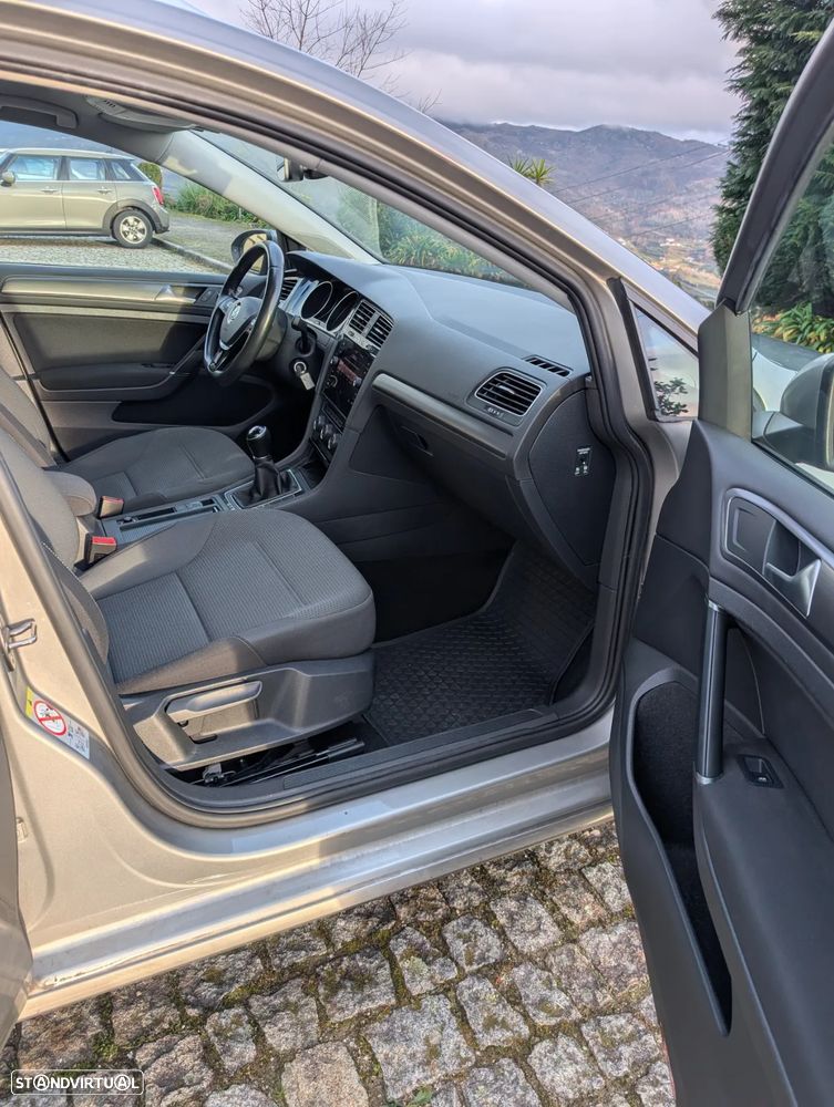 VW Golf Variant 1.6 TDi Confortline - 7