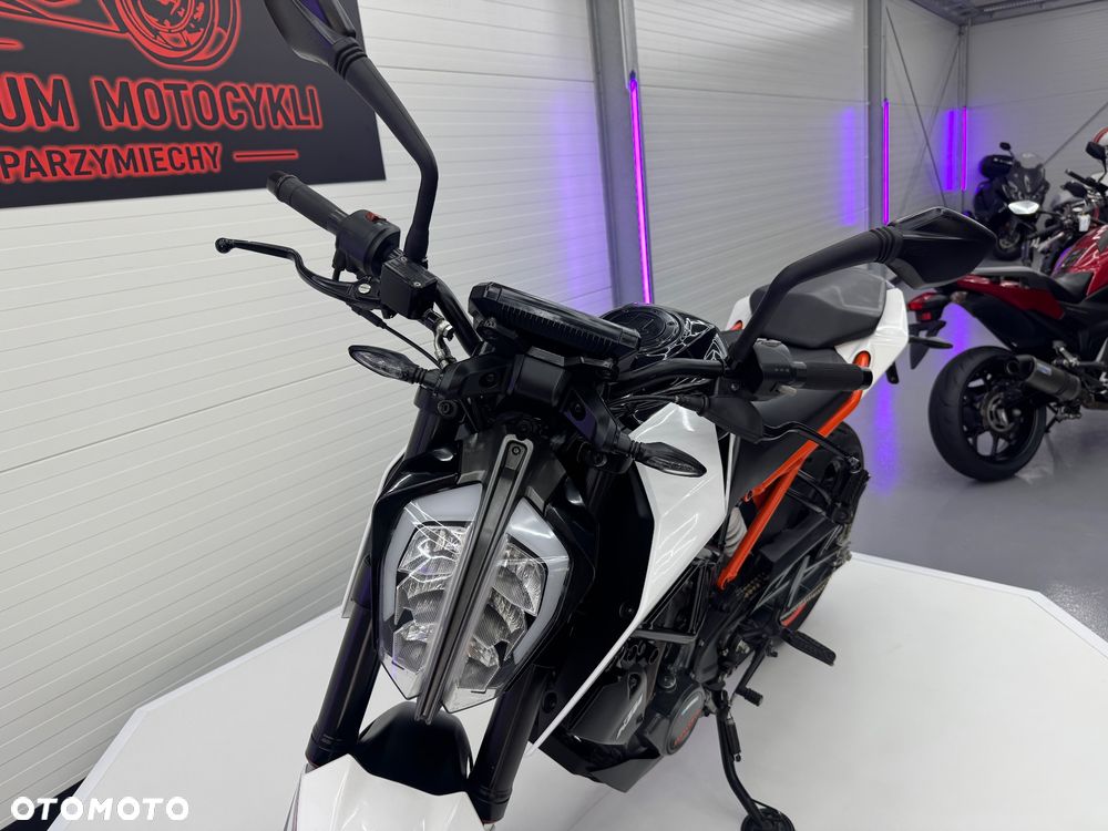 KTM Duke - 37