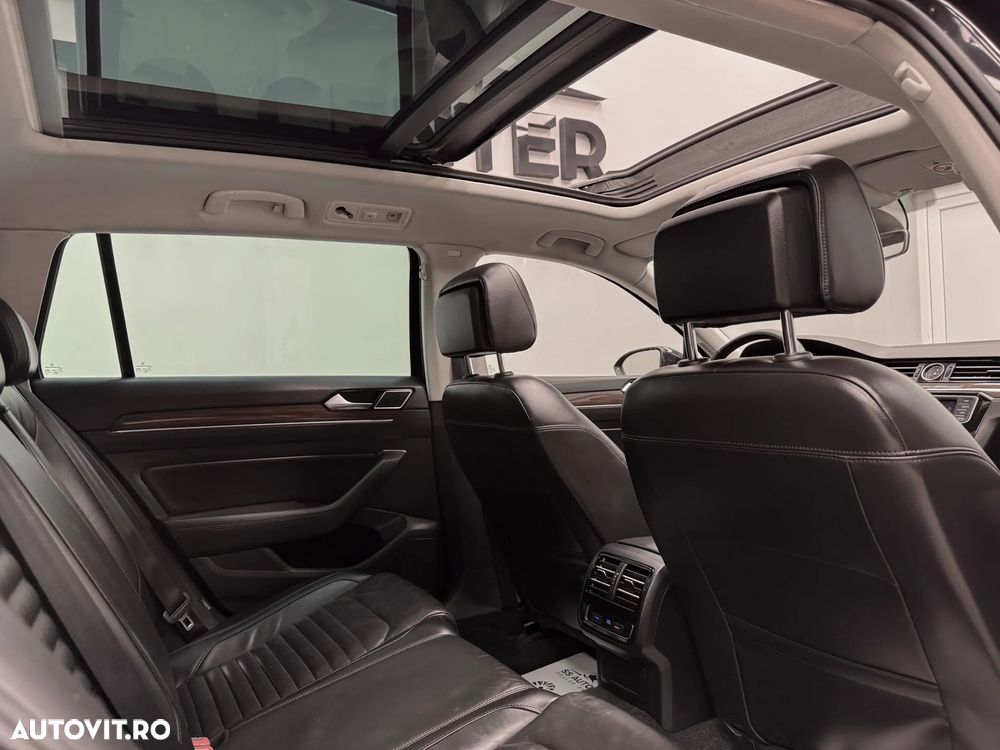 Volkswagen Passat Variant 2.0 TDI DSG 4Motion Highline - 8