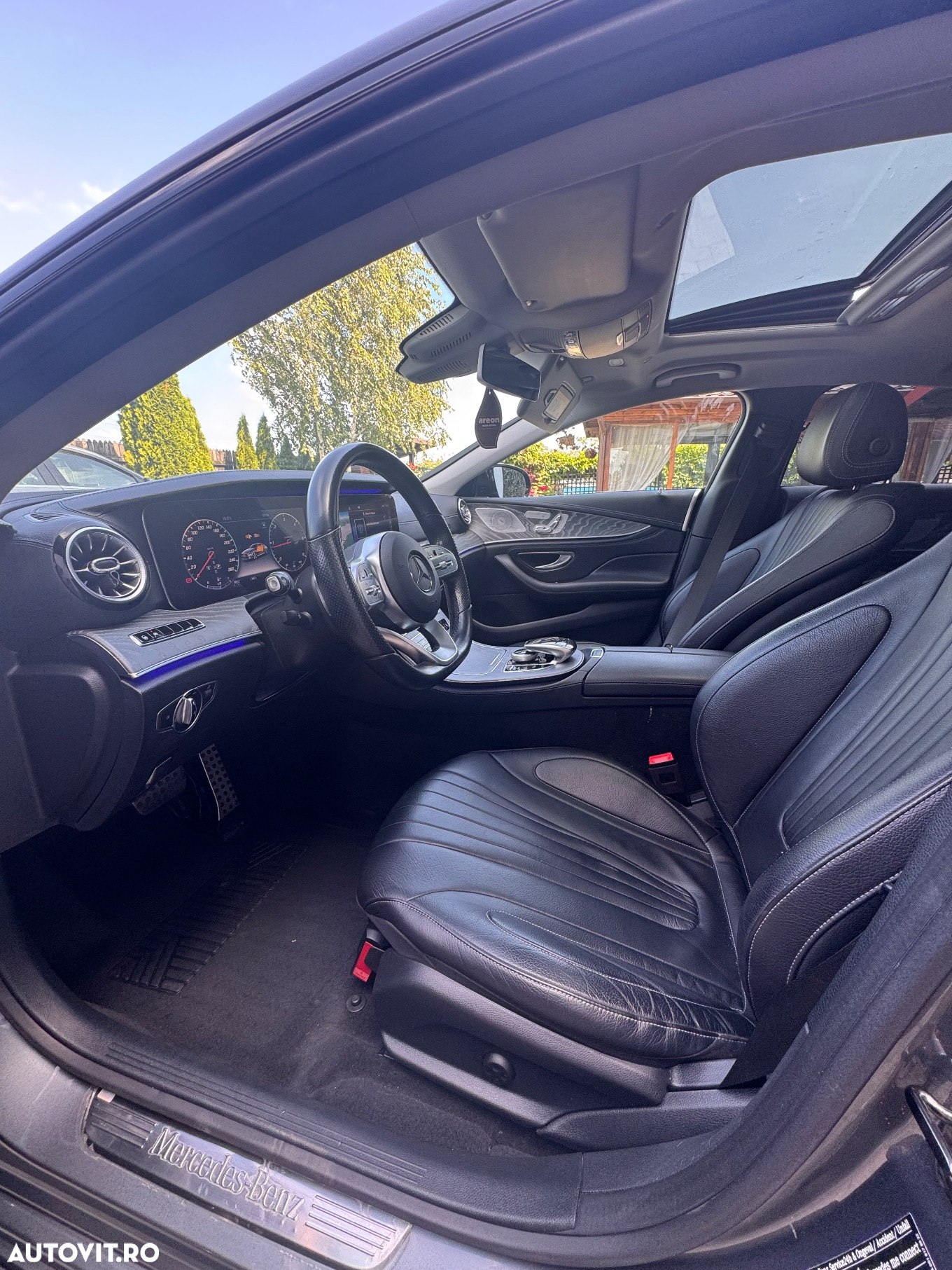 Mercedes-Benz CLS - 9