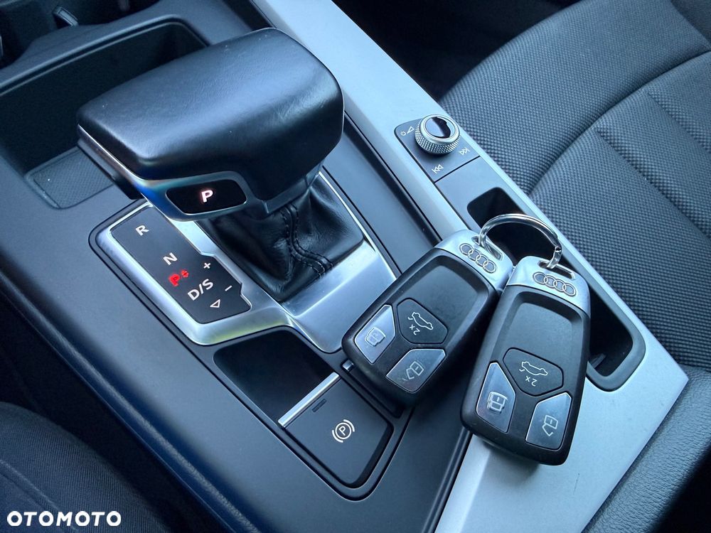 Audi A4 Avant 40 TDI quattro S tronic advanced - 34