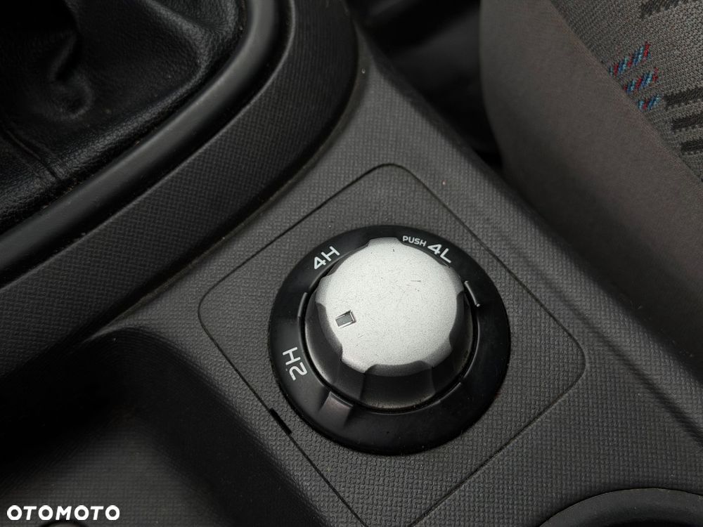 Isuzu D-Max 2.5 DC L - 21