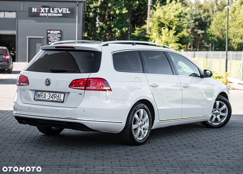 Volkswagen Passat - 13