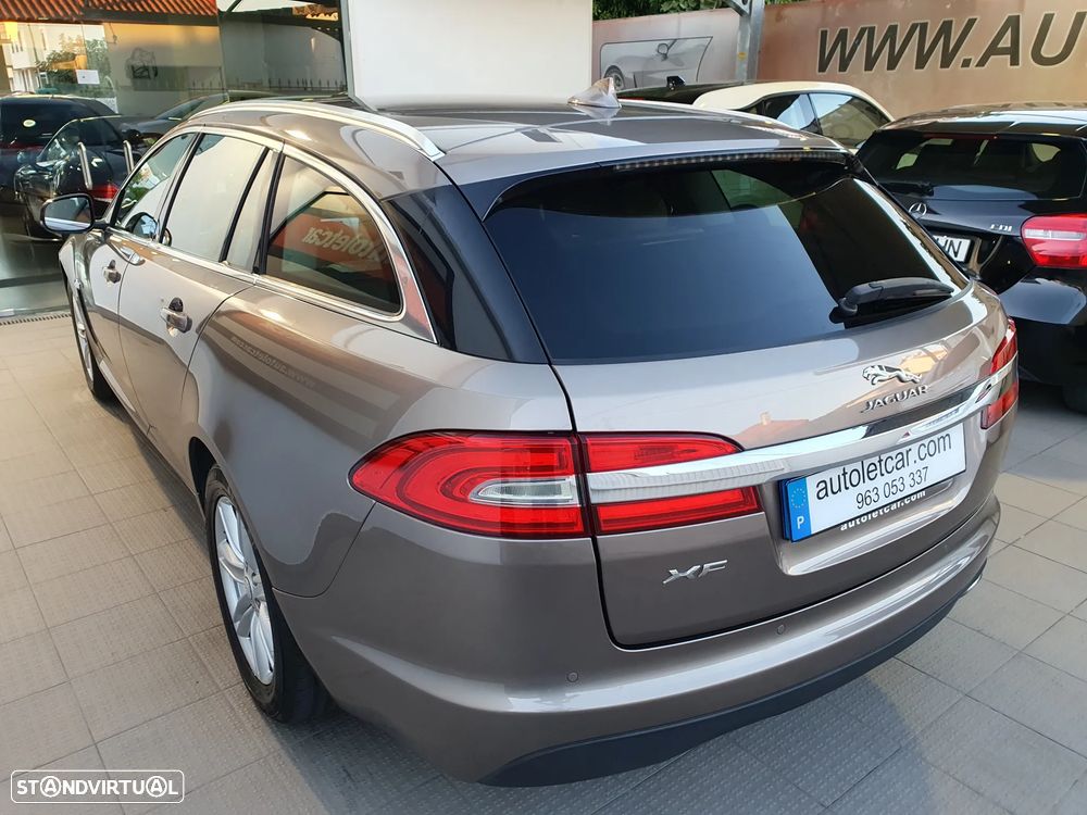 Jaguar XF Sportbrake 2.2 D Premium Luxury - 6