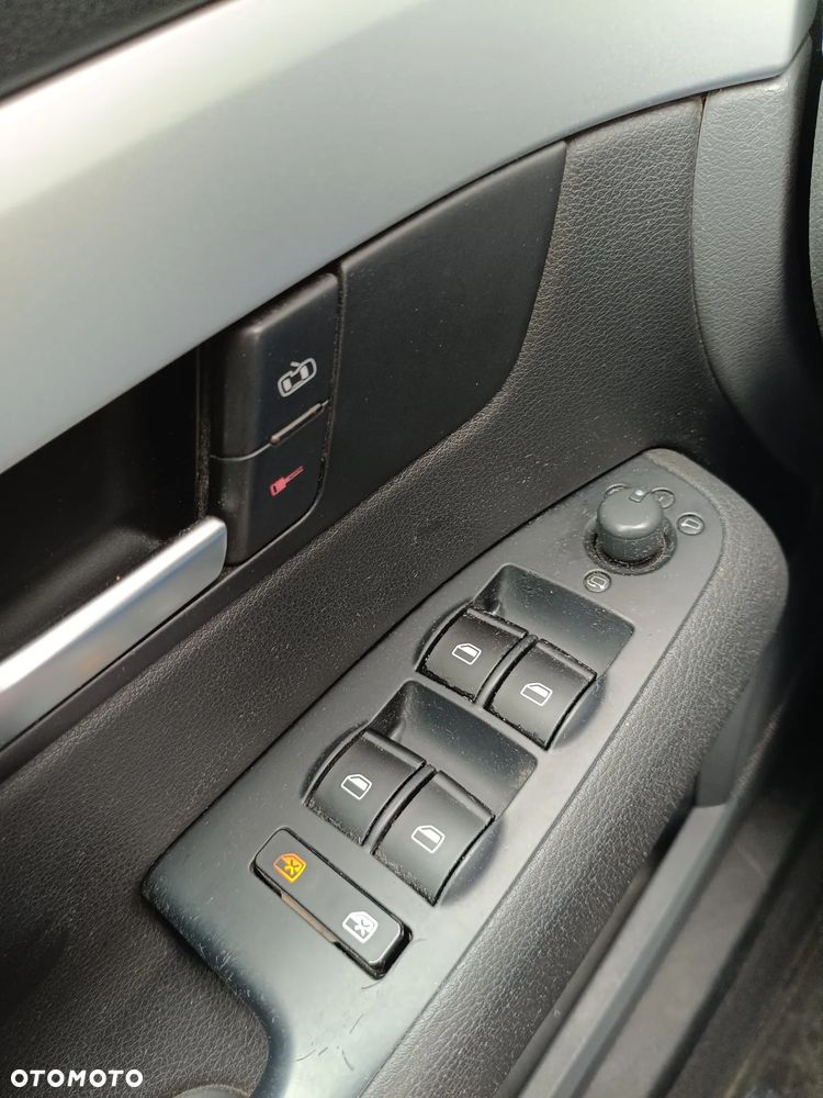 Seat Exeo 2.0 TDI DPF Style - 11