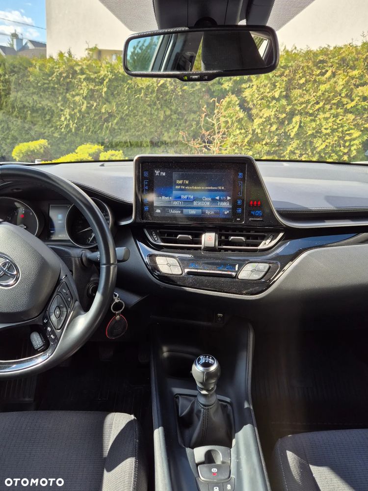 Toyota C-HR 1.2 T Premium - 4