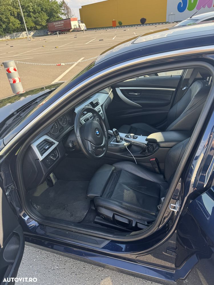 BMW Seria 3 320d Efficient Dynamic Edition Aut. - 14