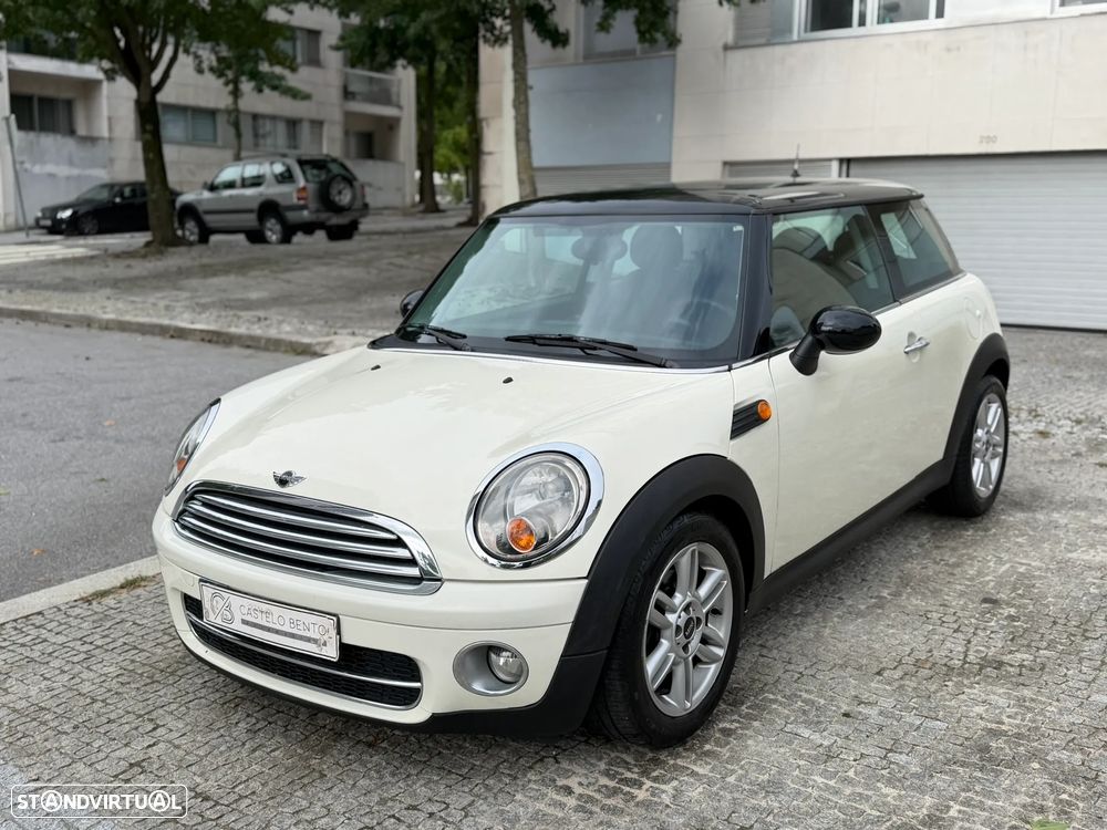 MINI 3 Portas Cooper D - 1