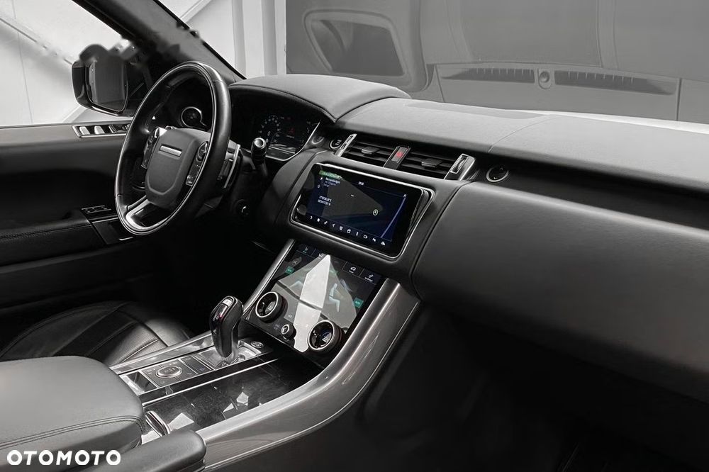 Land Rover Range Rover Sport - 11