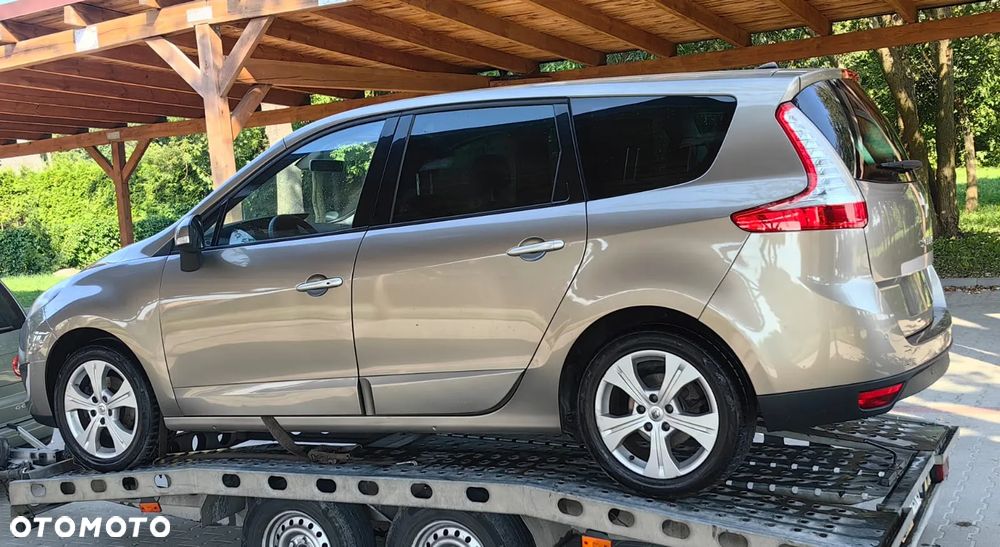 Renault Scenic - 5