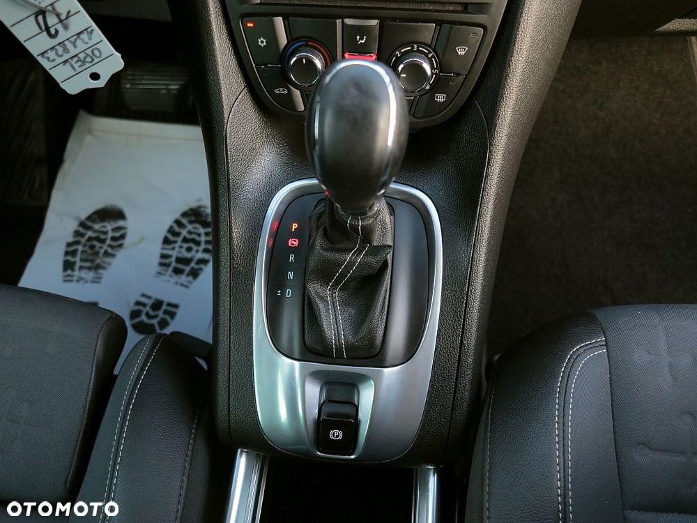 Opel Meriva 1.4 T Cosmo - 22