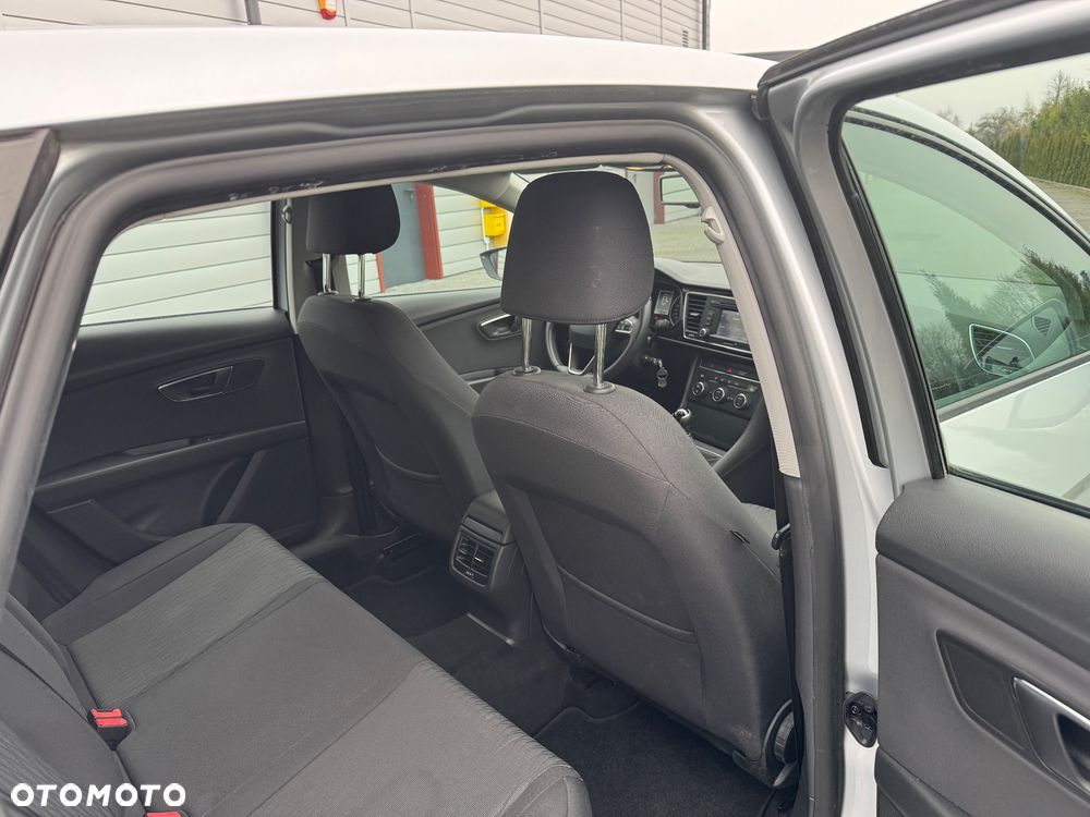 Seat Leon 2.0 TDI DPF Style - 28