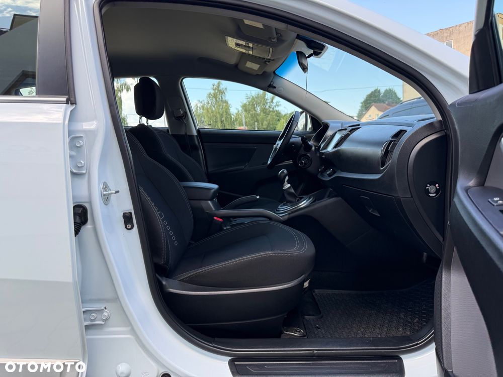 Kia Sportage 2.0 CRDI 4WD Attract - 28