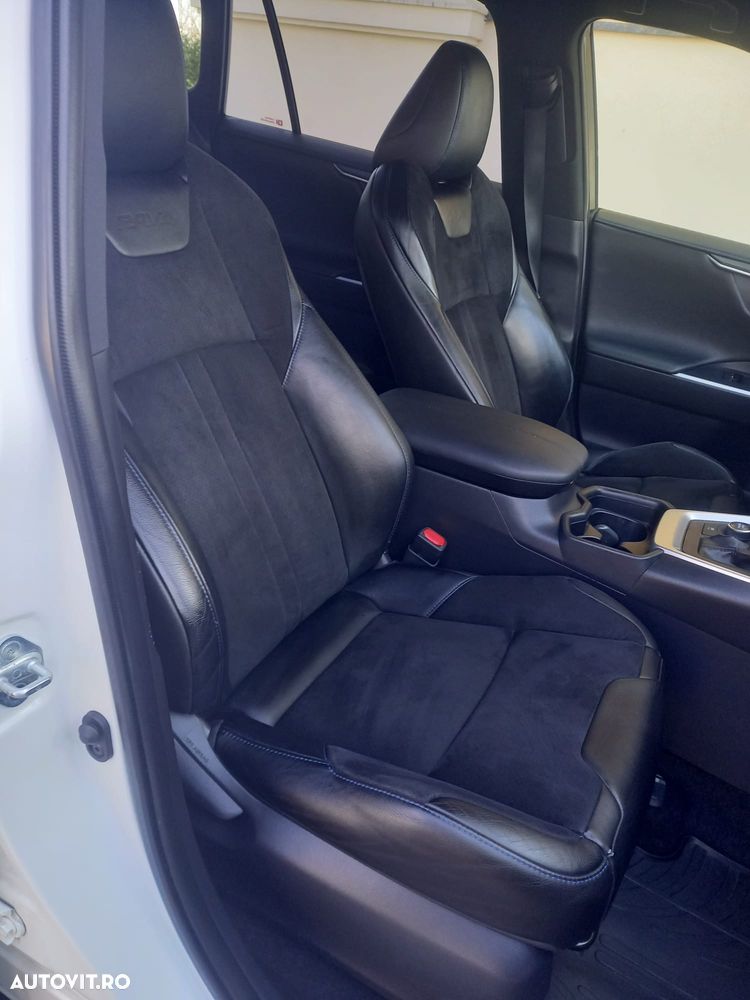 Toyota RAV4 2.5 4x4 Style Selection - 14