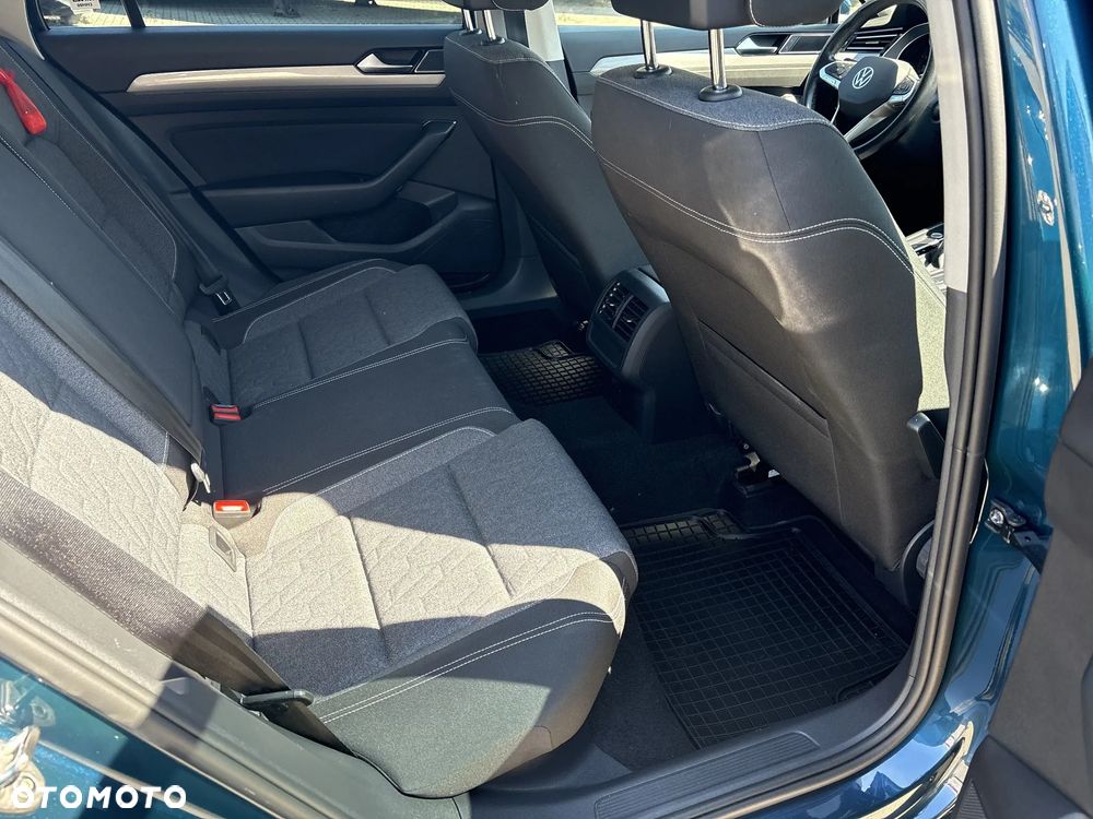 Volkswagen Passat 2.0 TDI EVO Business DSG - 14