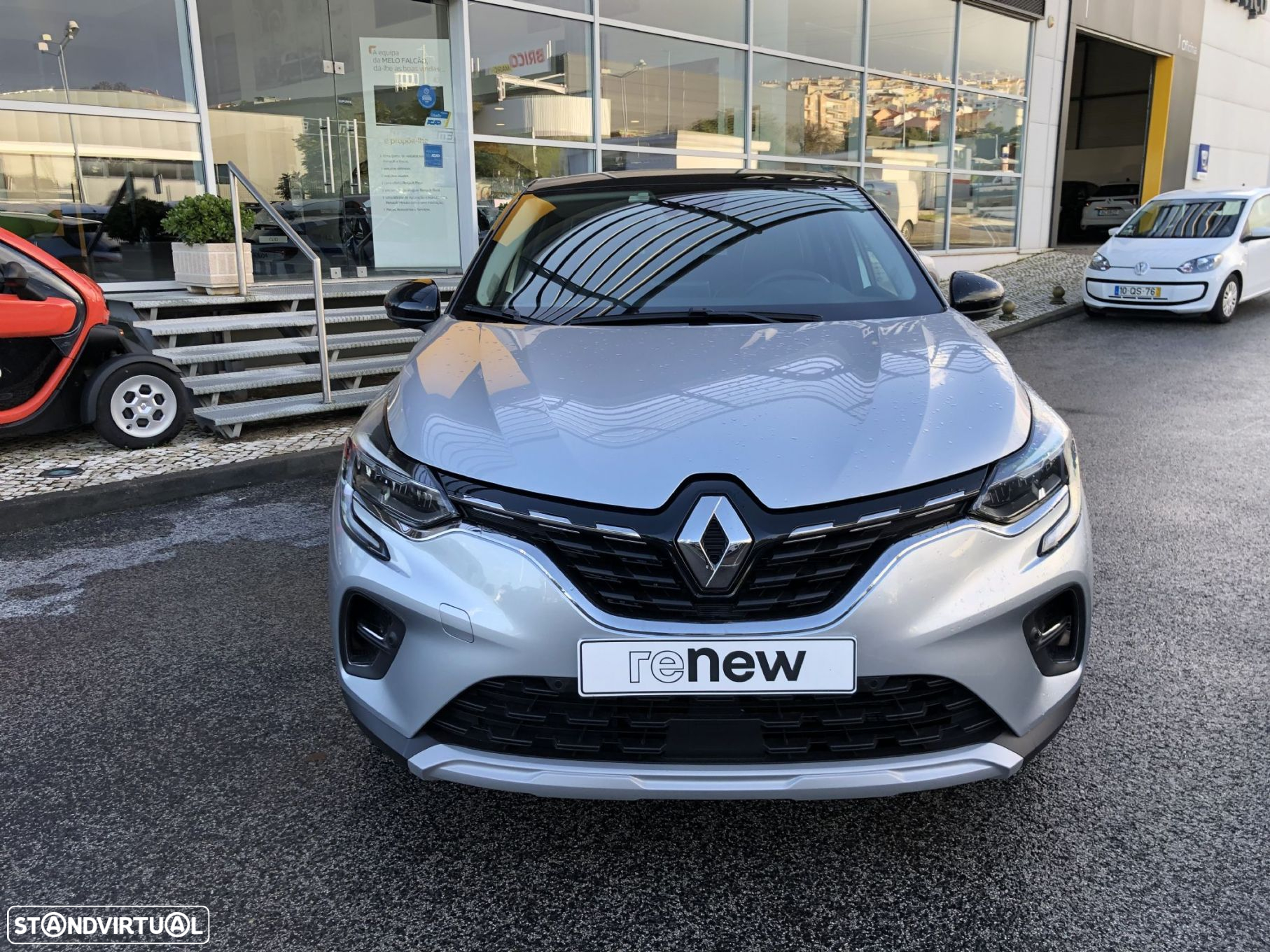 Renault Captur 1.6 E-Tech Plug-In Hybrid Techno - 2