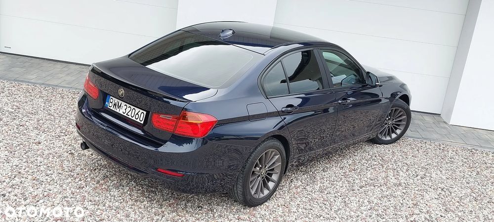 BMW Seria 3 - 36