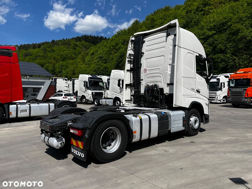 Volvo FH 500 // Zamiana na starszy //  Silnik Euro 6 nie Isave // Parkclima // XL // Radary // Duże zbiorniki // Gwarancja // - 8