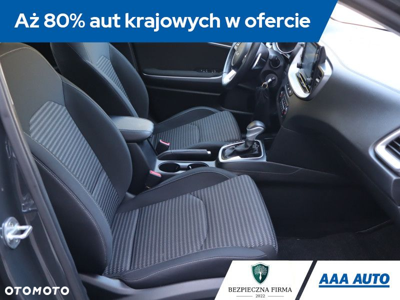 Kia Ceed - 10
