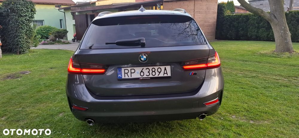 BMW Seria 3 318d Business Edition - 4
