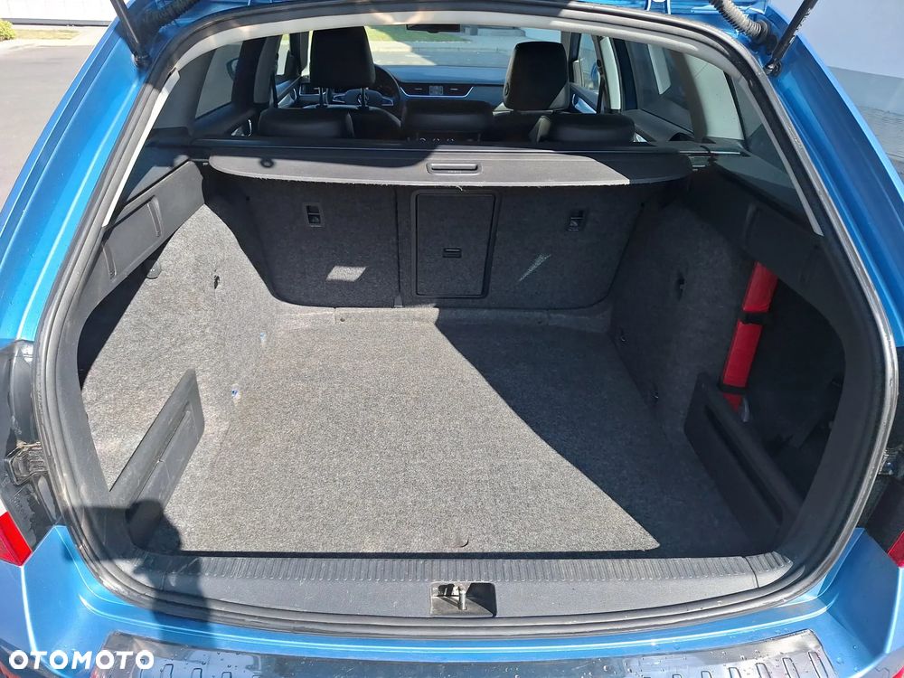 Skoda Octavia 2.0 TDI (Green tec) DSG Style - 35