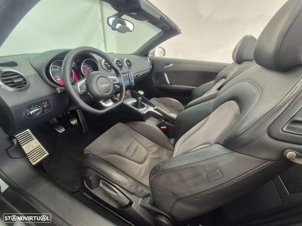 Audi TT Roadster 2.0 TFSi - 14