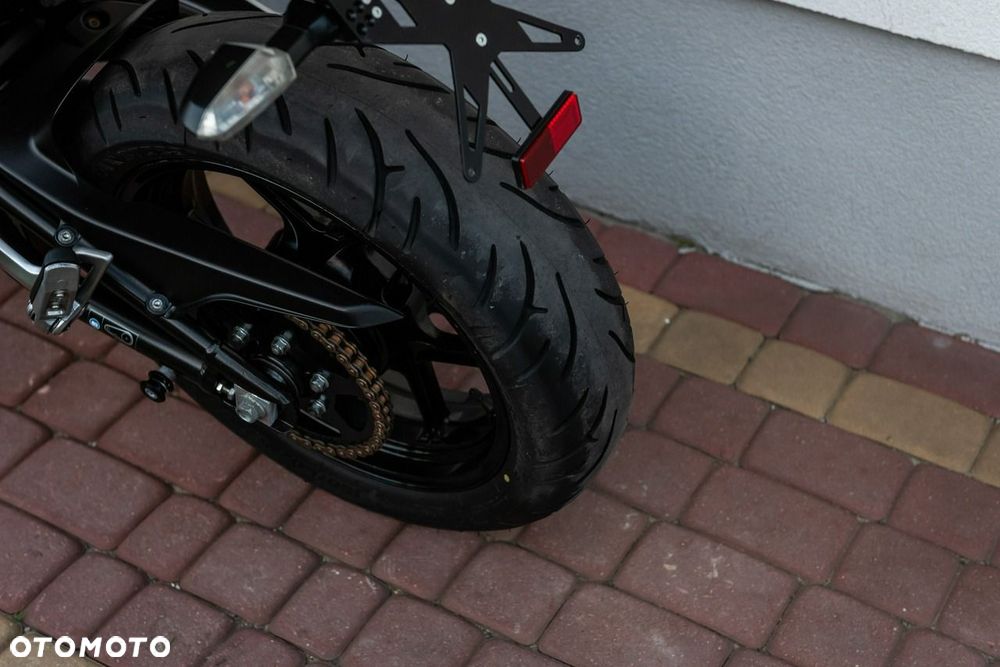 Kawasaki ER - 9