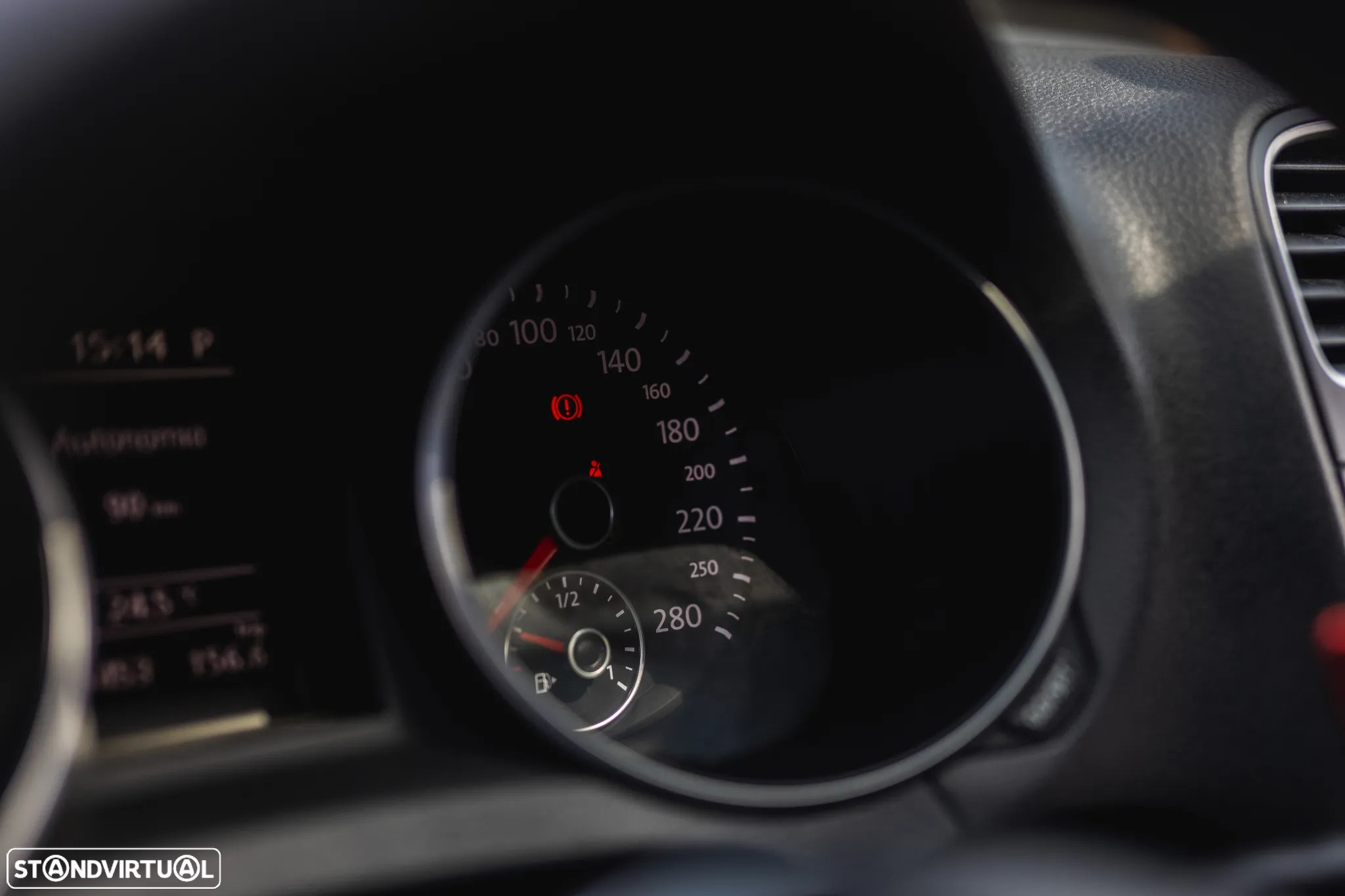 VW Golf 2.0 TSi GTI DSG - 30