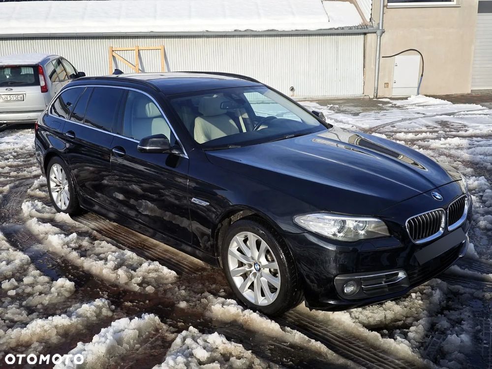 BMW Seria 5 525d Sport-Aut Luxury Line - 2
