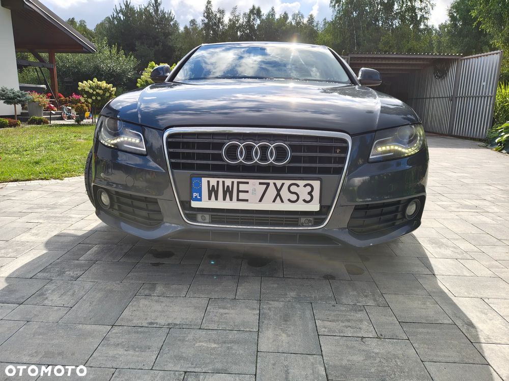 Audi A4 Limousine - 7