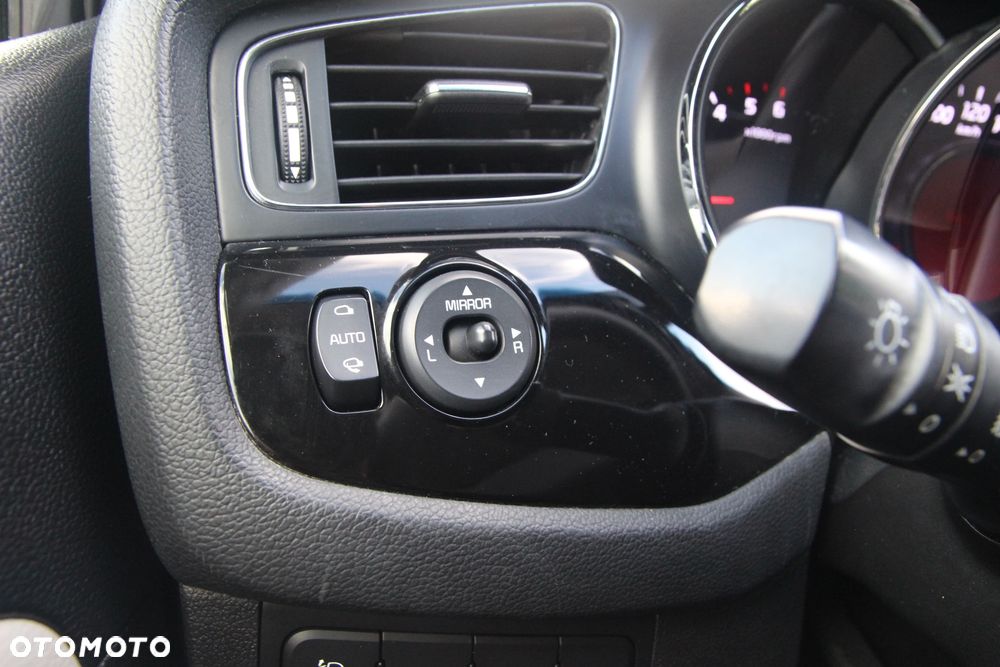 Kia Ceed 1.6 CRDi XL - 23
