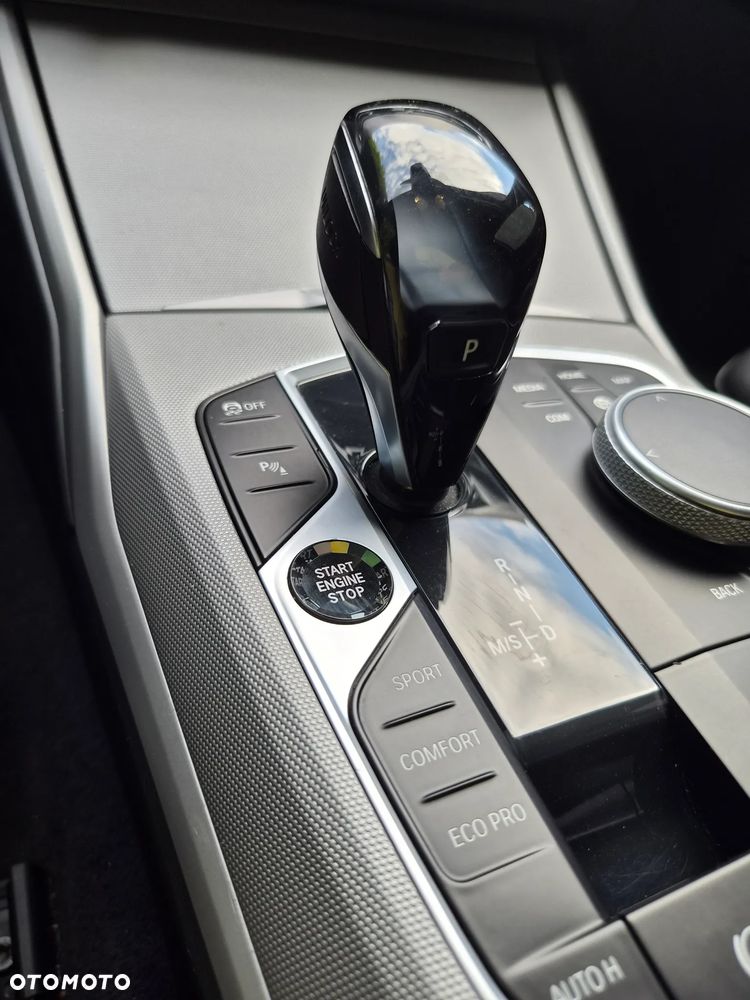 BMW Seria 3 - 18