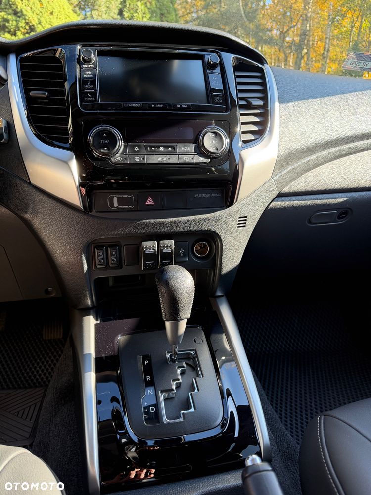 Mitsubishi L200 2.4 d DC Intense Plus EU6 - 32