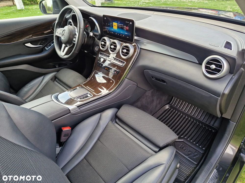 Mercedes-Benz GLC 200 d 4-Matic - 8