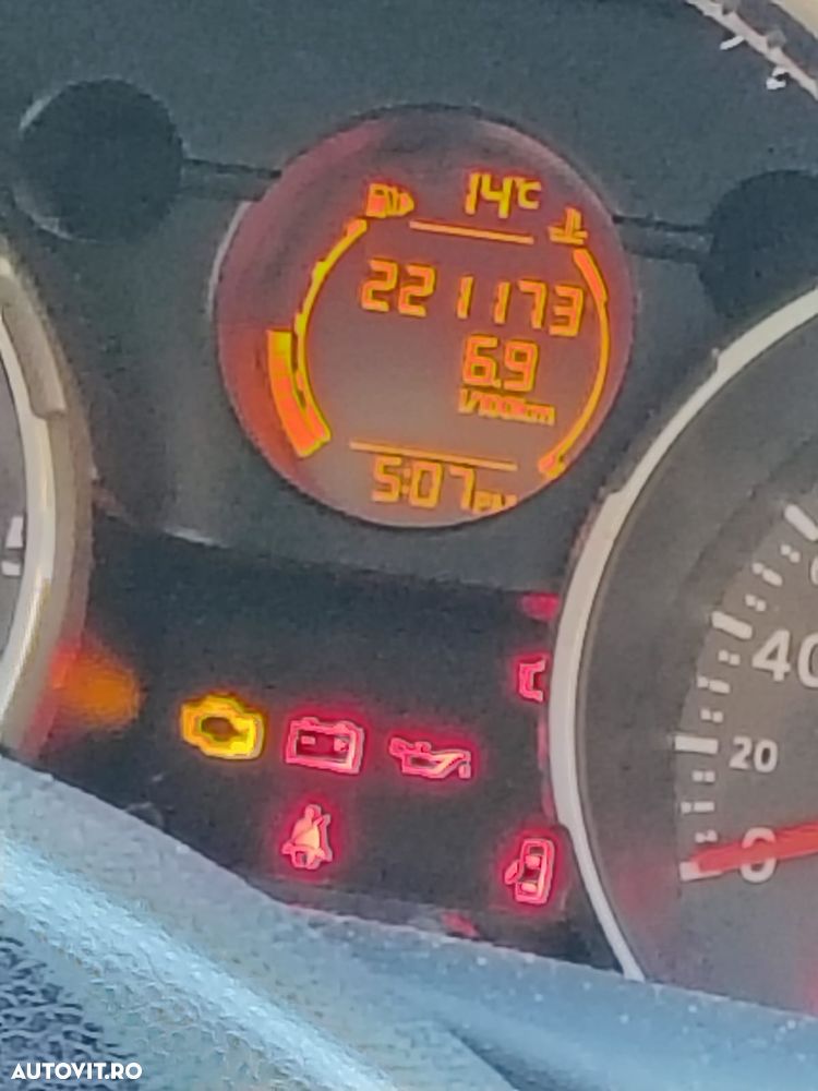 Nissan Qashqai 1.5 DCI visia - 11