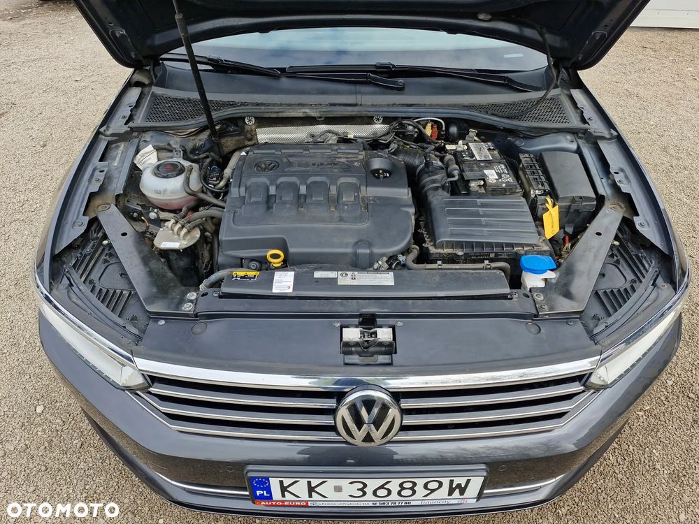 Volkswagen Passat 2.0 TDI BMT Highline DSG7 - 27