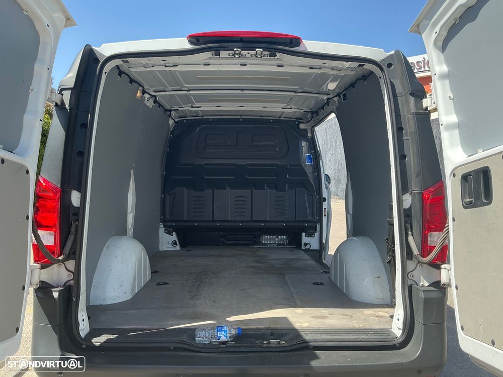 Mercedes-Benz Vito - 8